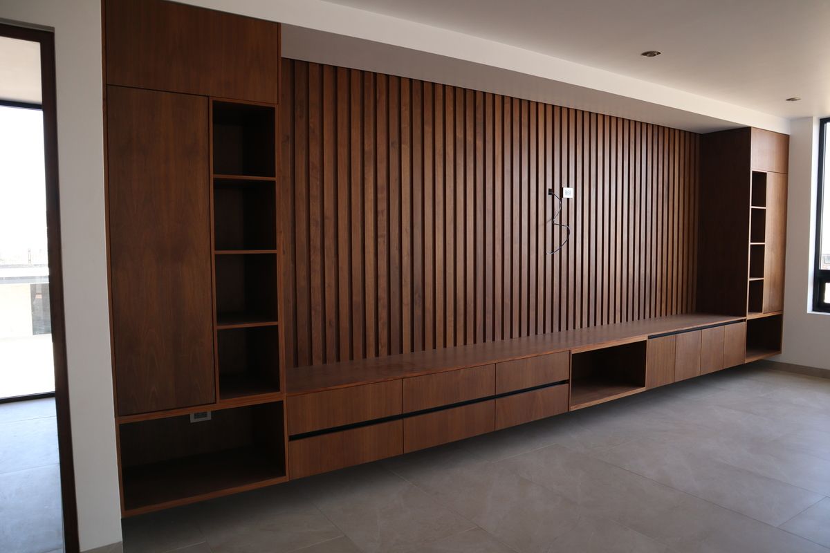 24 de 50: Mueble en sala de TV