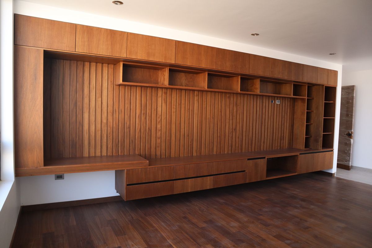 34 de 50: Centro de entretenimiento Rec Ppal