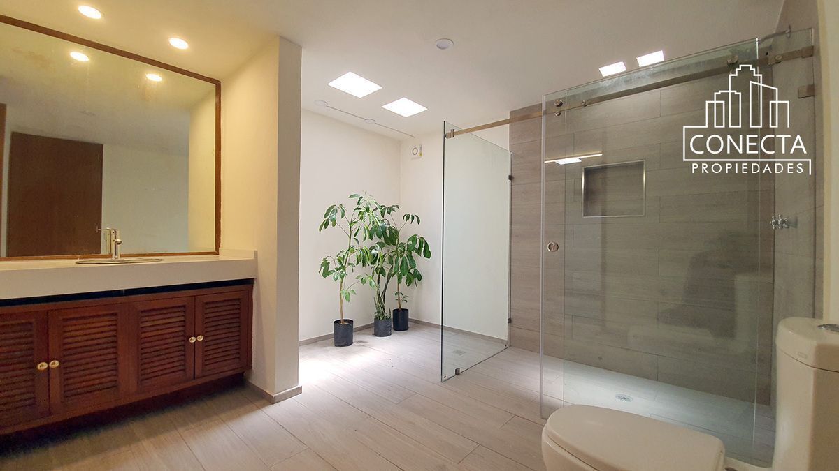 10 de 23: Baño recámara 2