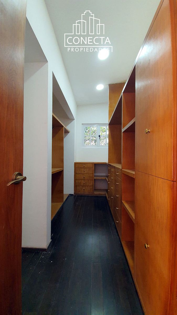 19 de 23: Vestidor recámara 4