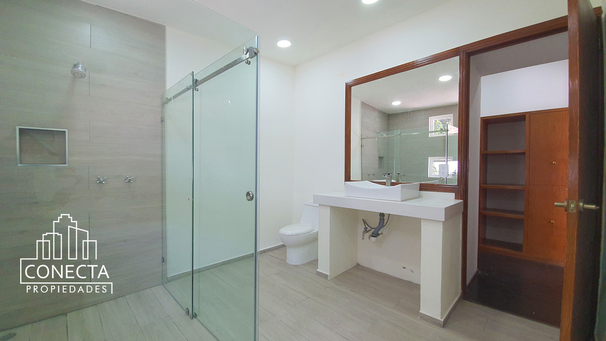 20 de 23: Baño recámara 4