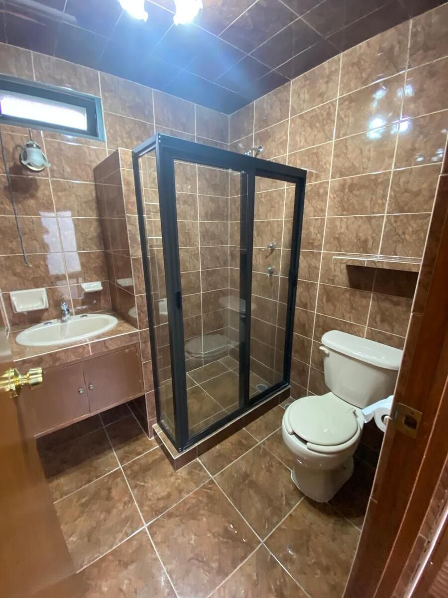 18 de 30: BAÑO COMPLETO