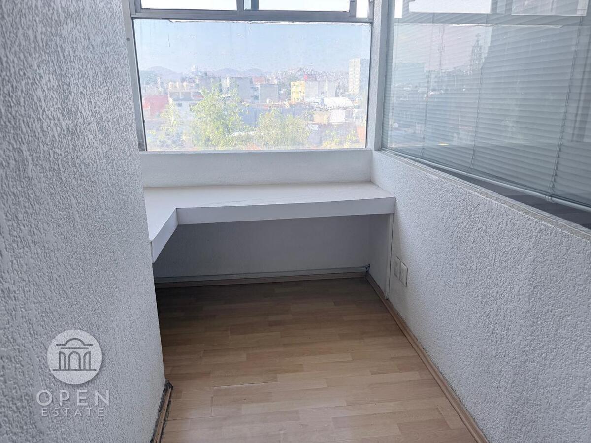 7 de 26: Cubículo 2