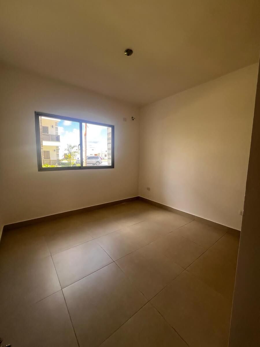 18 de 37: Segunda Habitación Segundaria