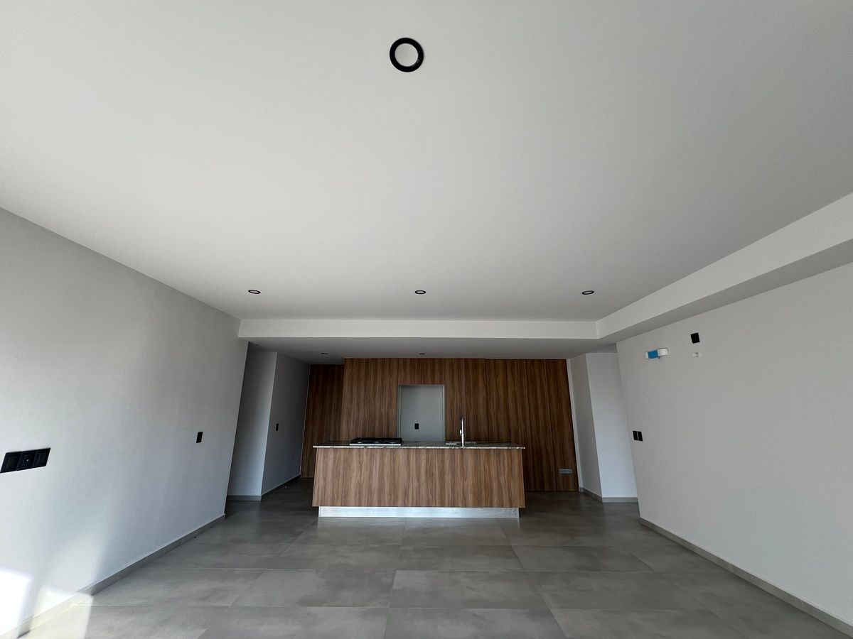 3 de 23: Cocina, sala, comedor