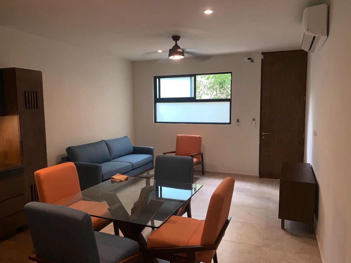 1 de 12: Sala y Comedor