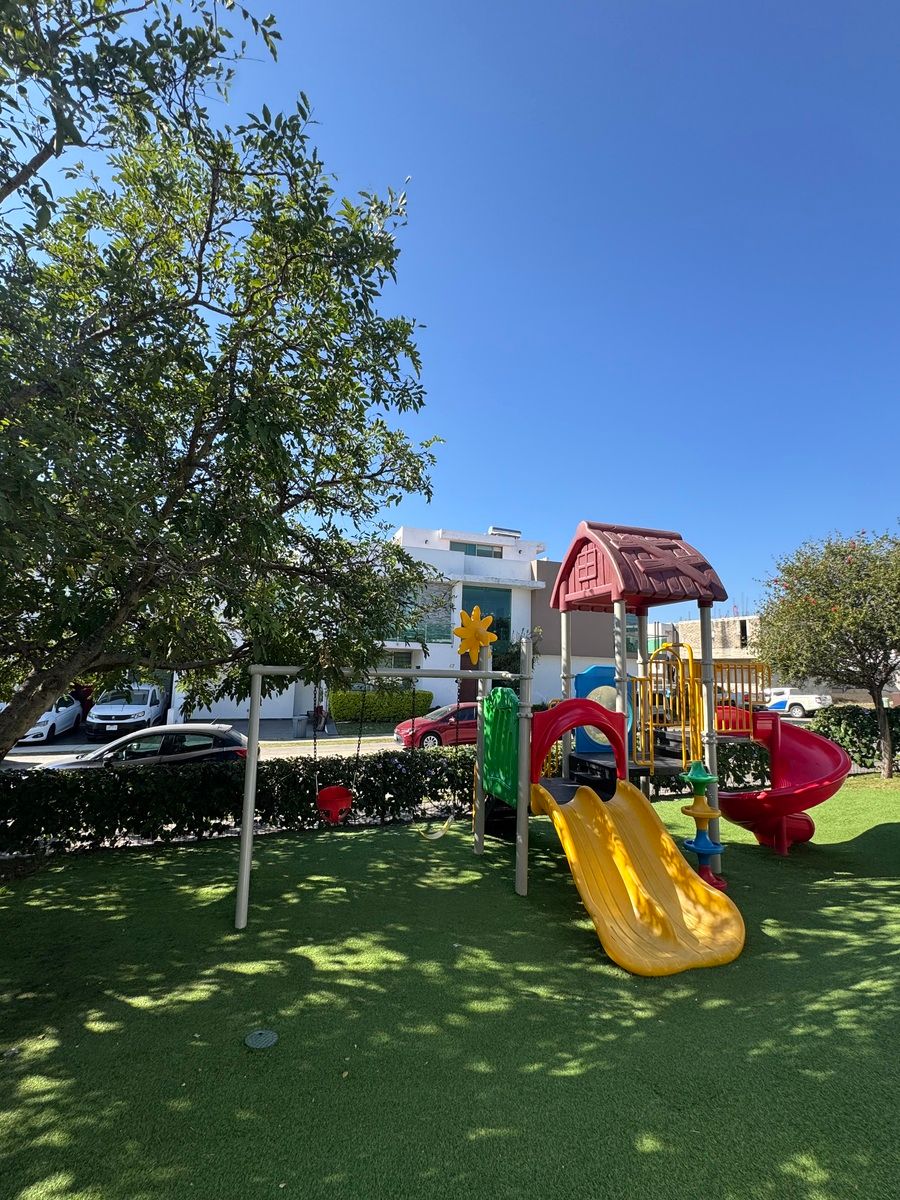 34 de 34: Juego de niños