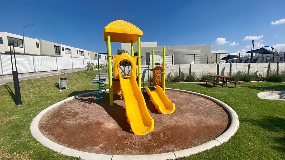 19 de 28: Juegos infantiles