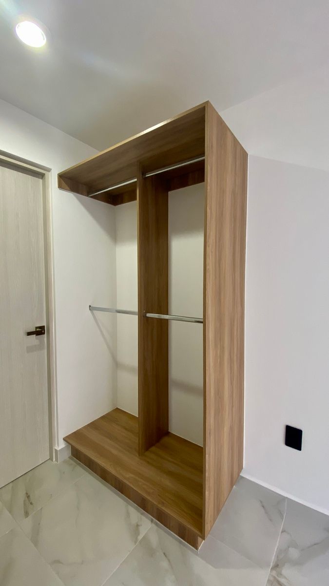 14 de 28: Vestidor 2