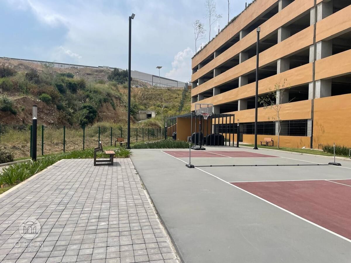 31 of 38: Areas comunes