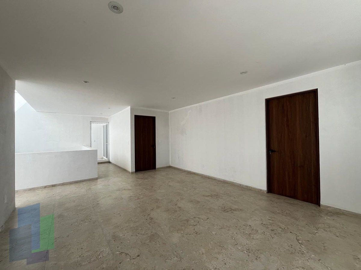 26 de 32: Planta alta