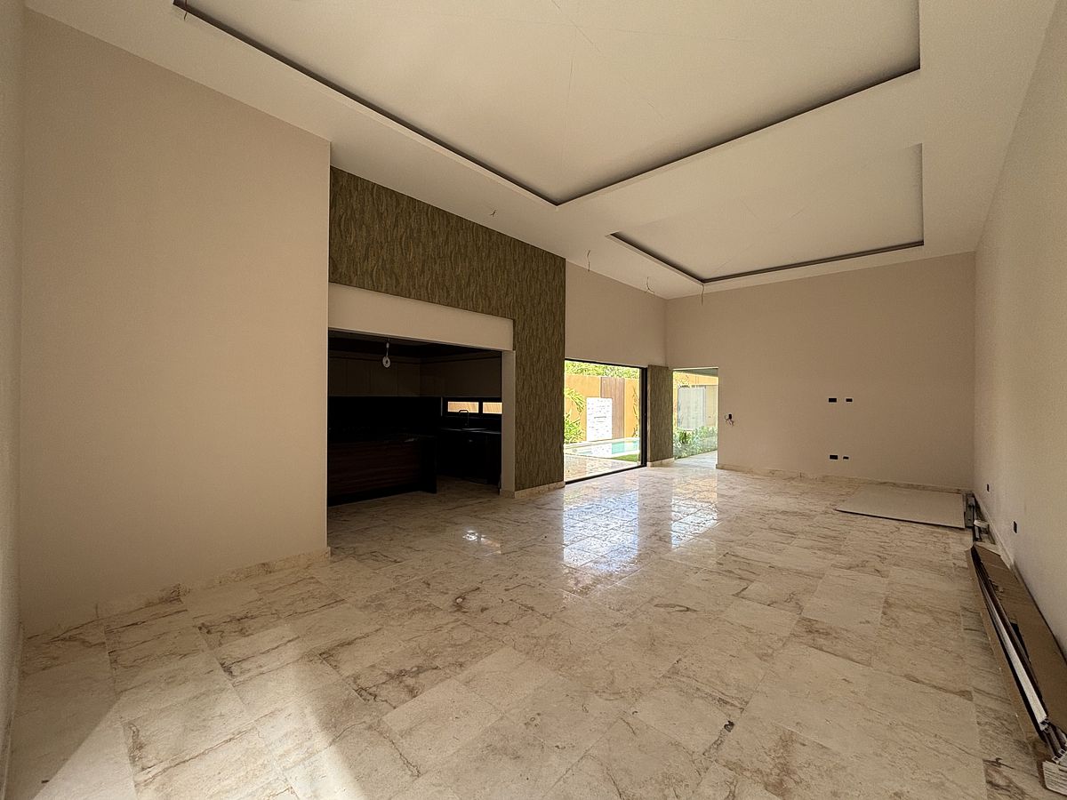 3 de 15: Sala, Comedor y Cocina