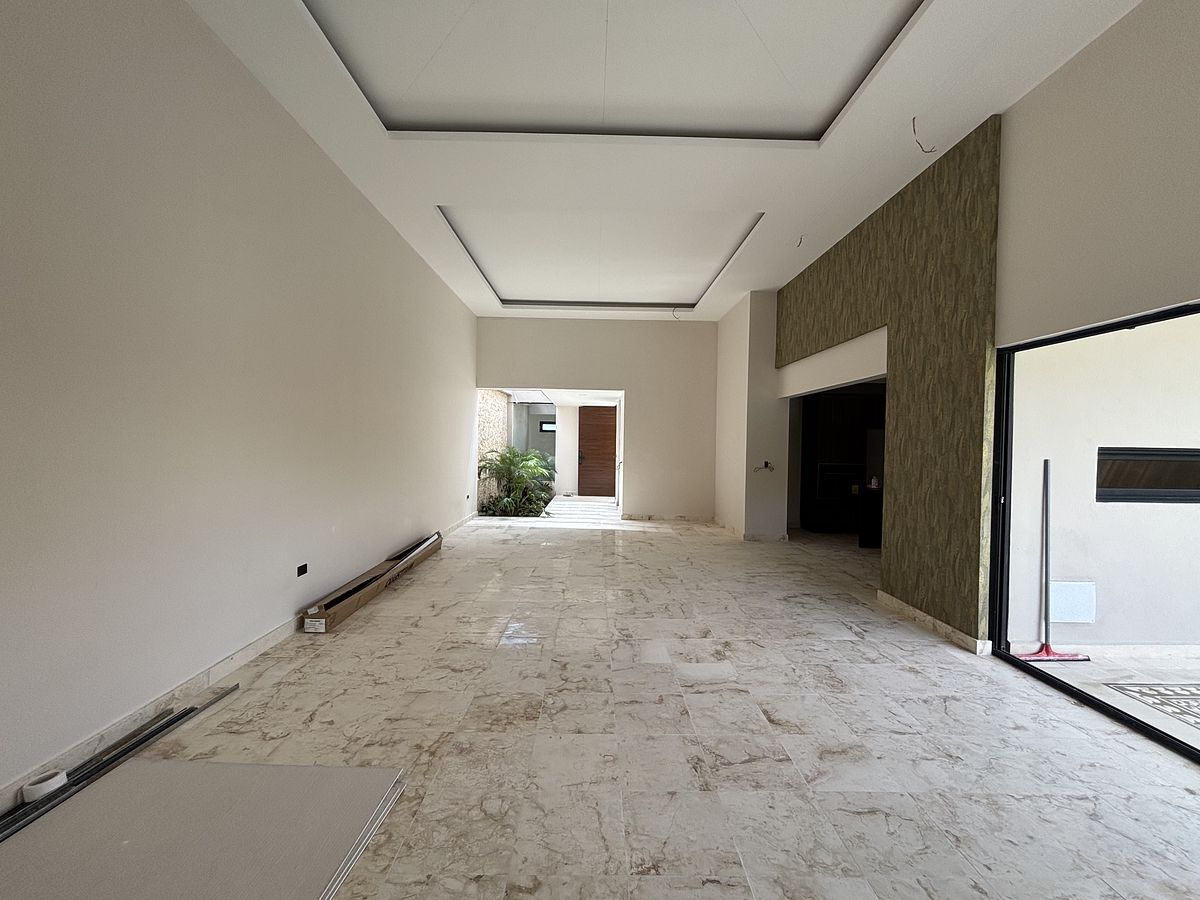 4 de 15: Sala, Comedor y Cocina