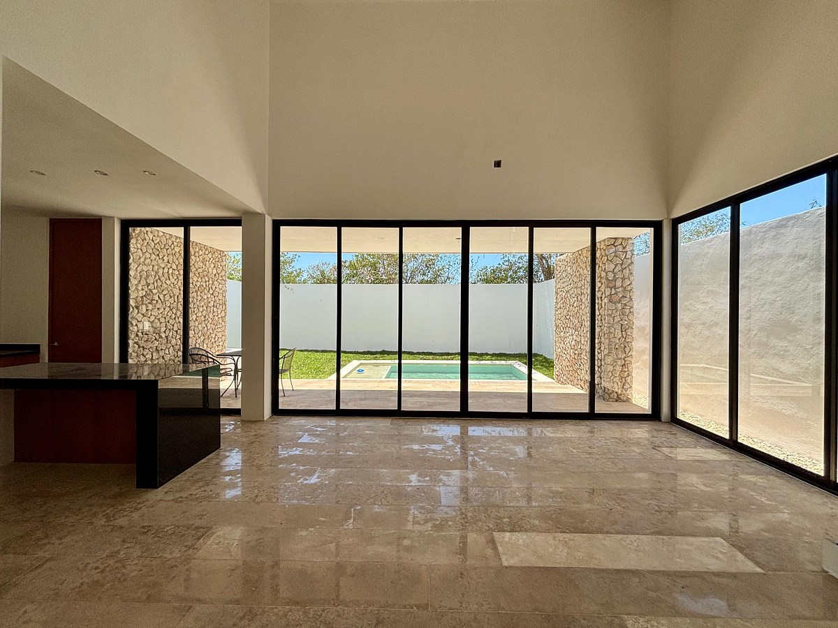 3 de 15: Comedor y Cocina