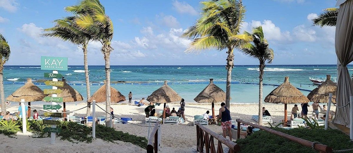 20 de 21: Kay club beach