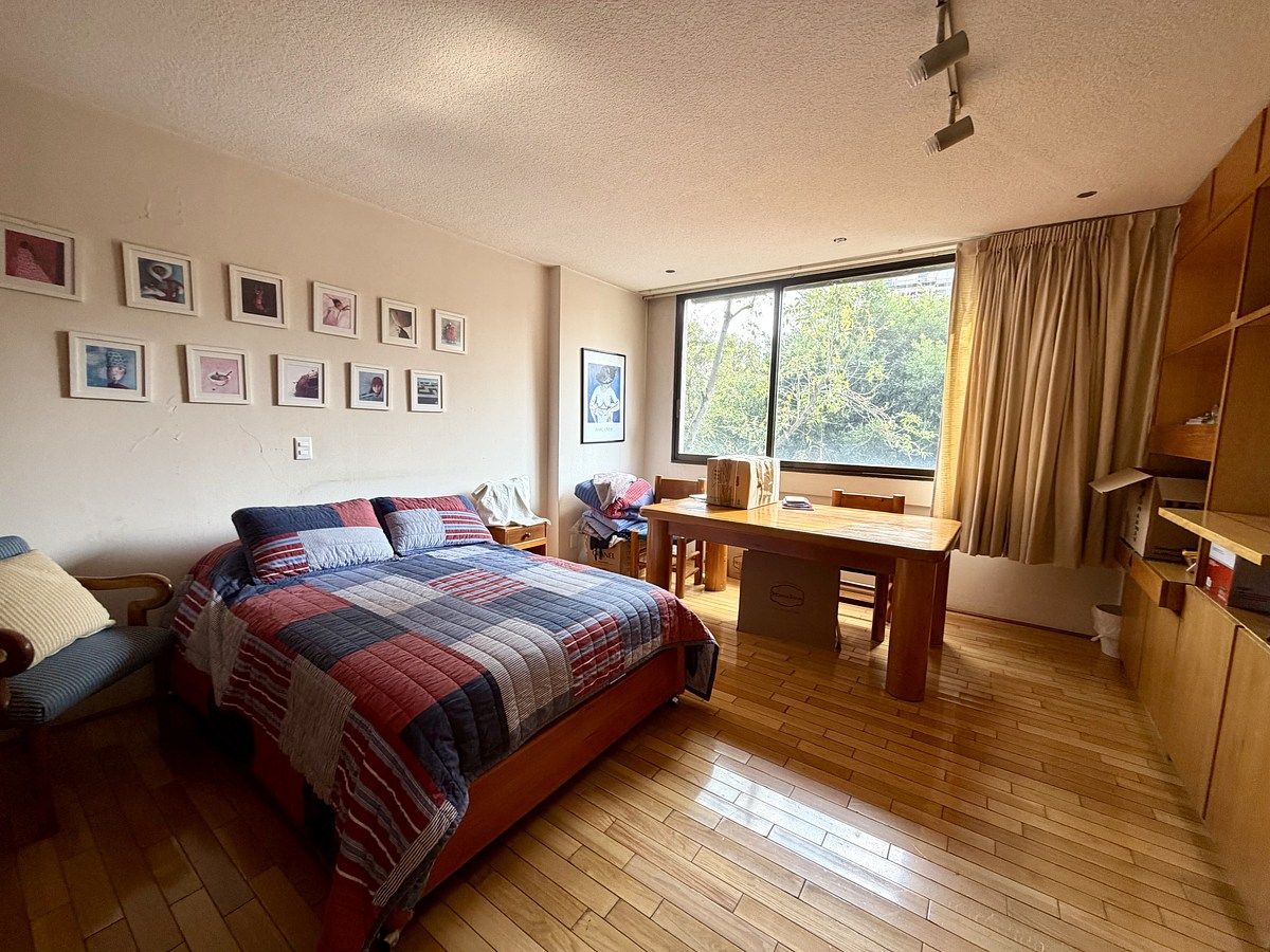 9 de 23: Recámara secundaria con
Baño