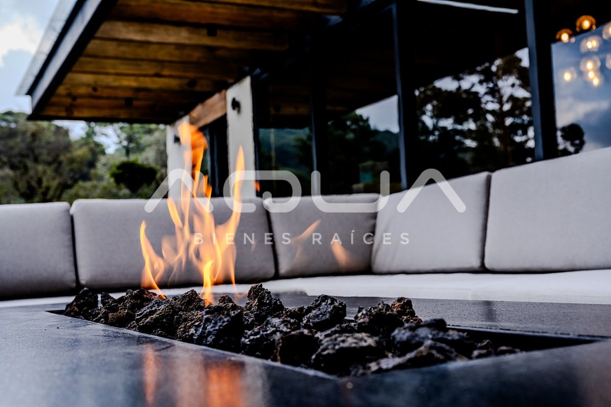 9 of 20: CHIMENEA DE TERRAZA