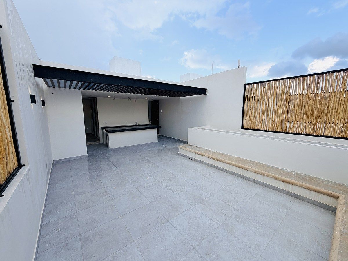 26 de 32: Roof top en tercer piso