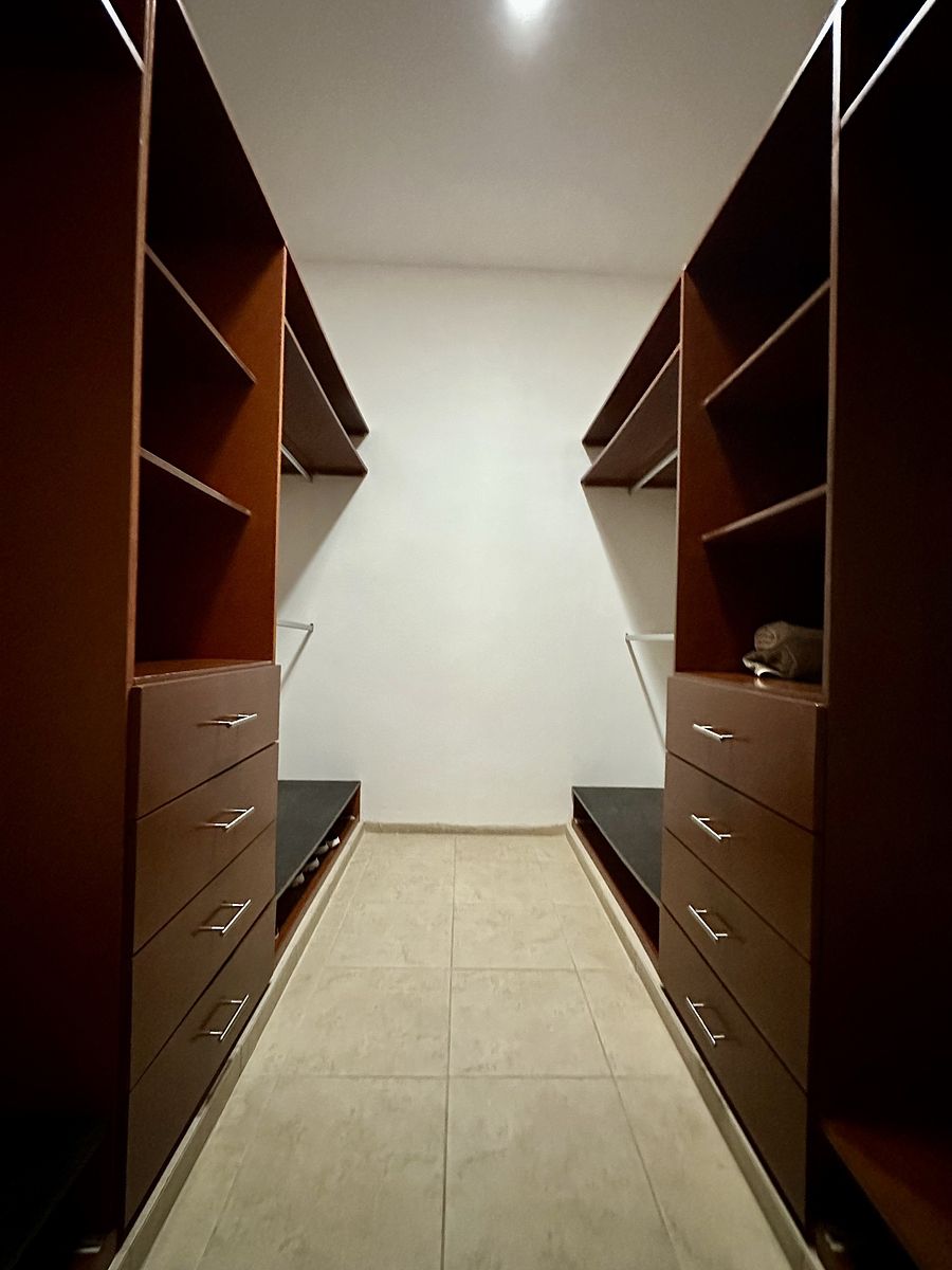 10 de 31: Recámara principal