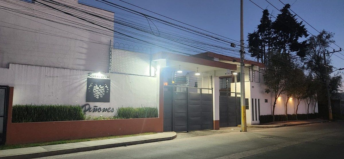 14 de 16: RESIDENCIAL DE SOLO 9 CASAS