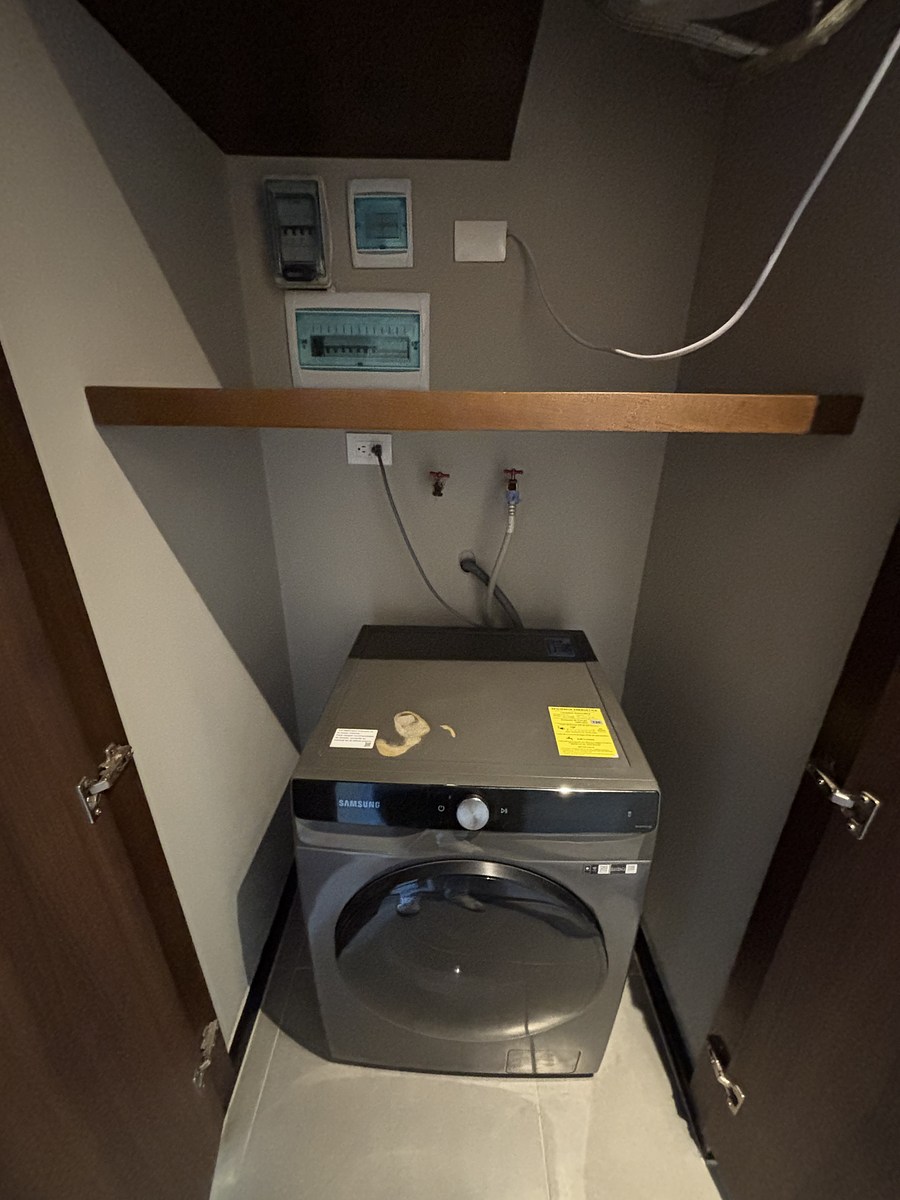 17 de 17: LAVASECADORA