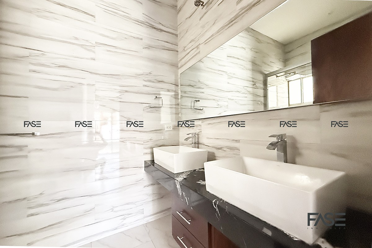 20 de 28: Baño master