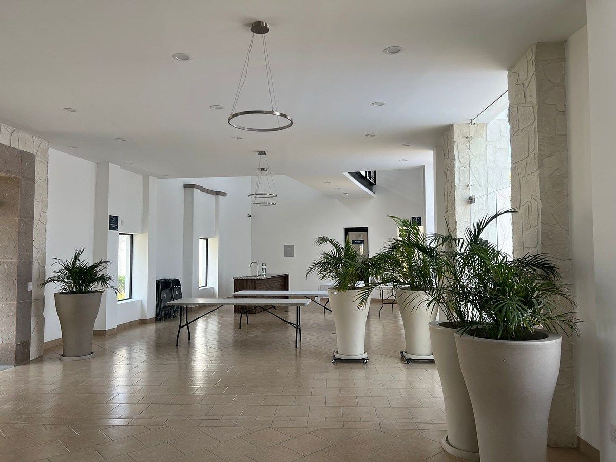 12 de 18: Salón de usos multiples