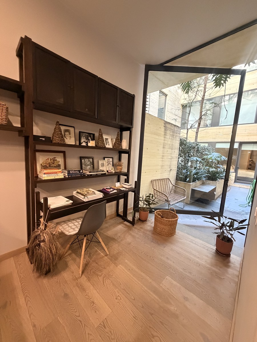 5 de 40: Comedor conectado a la terraza