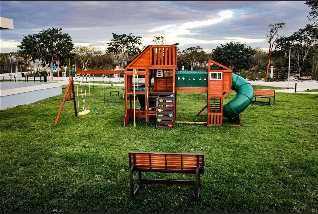 12 de 12: Parque Infantil