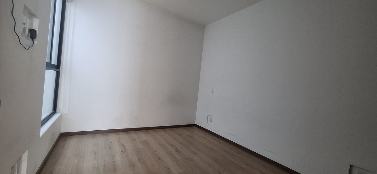 20 of 45: Recámara 2