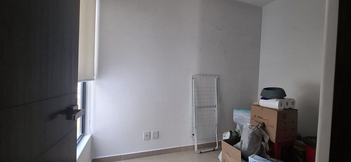 35 of 45: 4ta recámara o de servicio