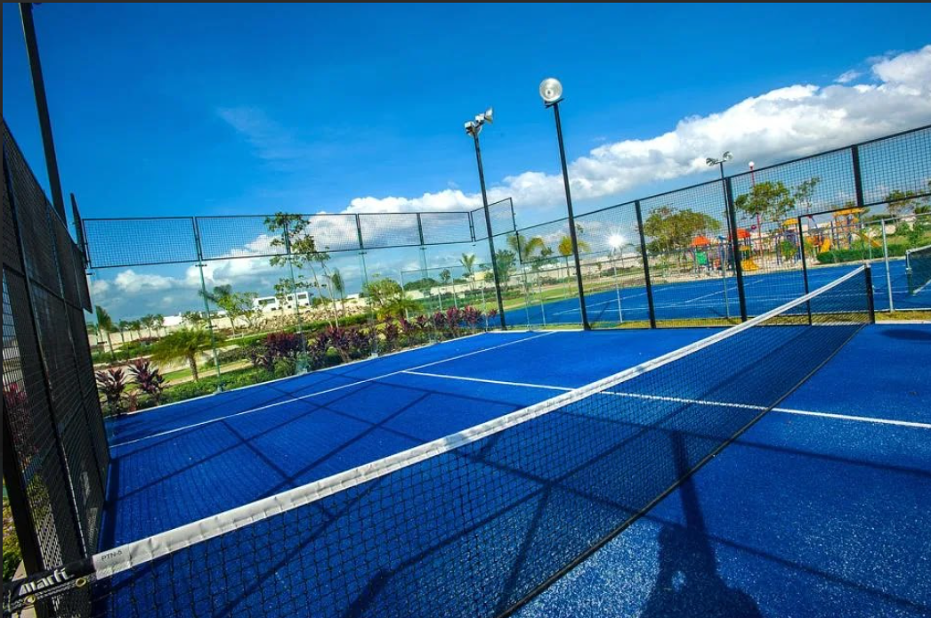 17 de 19: Cancha de Tenis