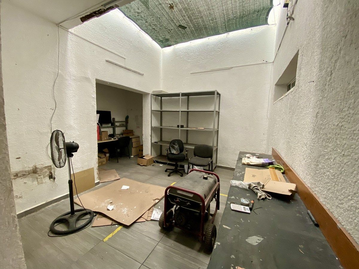 10 of 26: Privado 1 PB con almacenamiento y luz natural