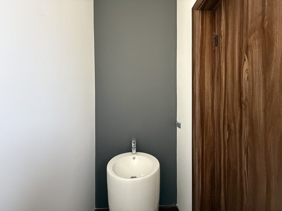 24 de 25: Medio baño