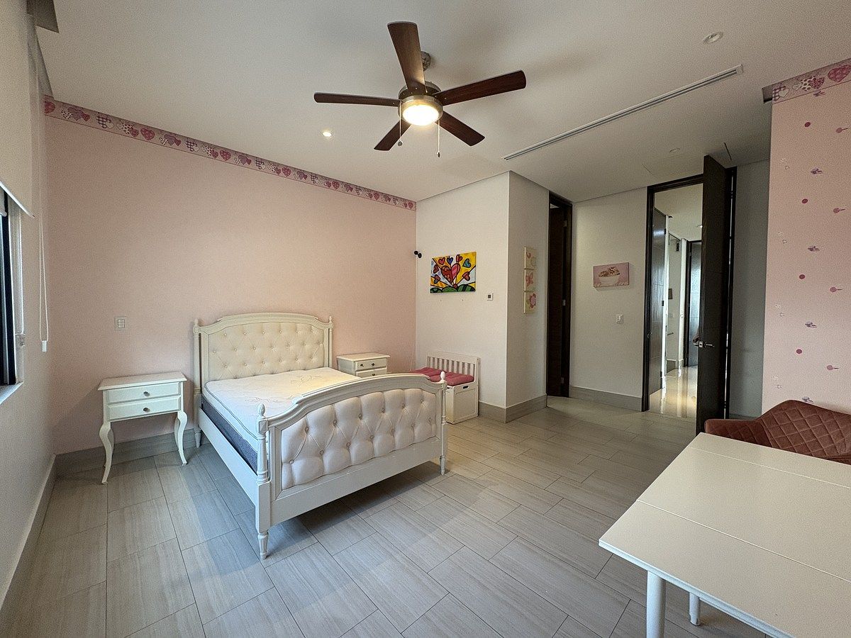 16 de 42: Recámara secundaria 1