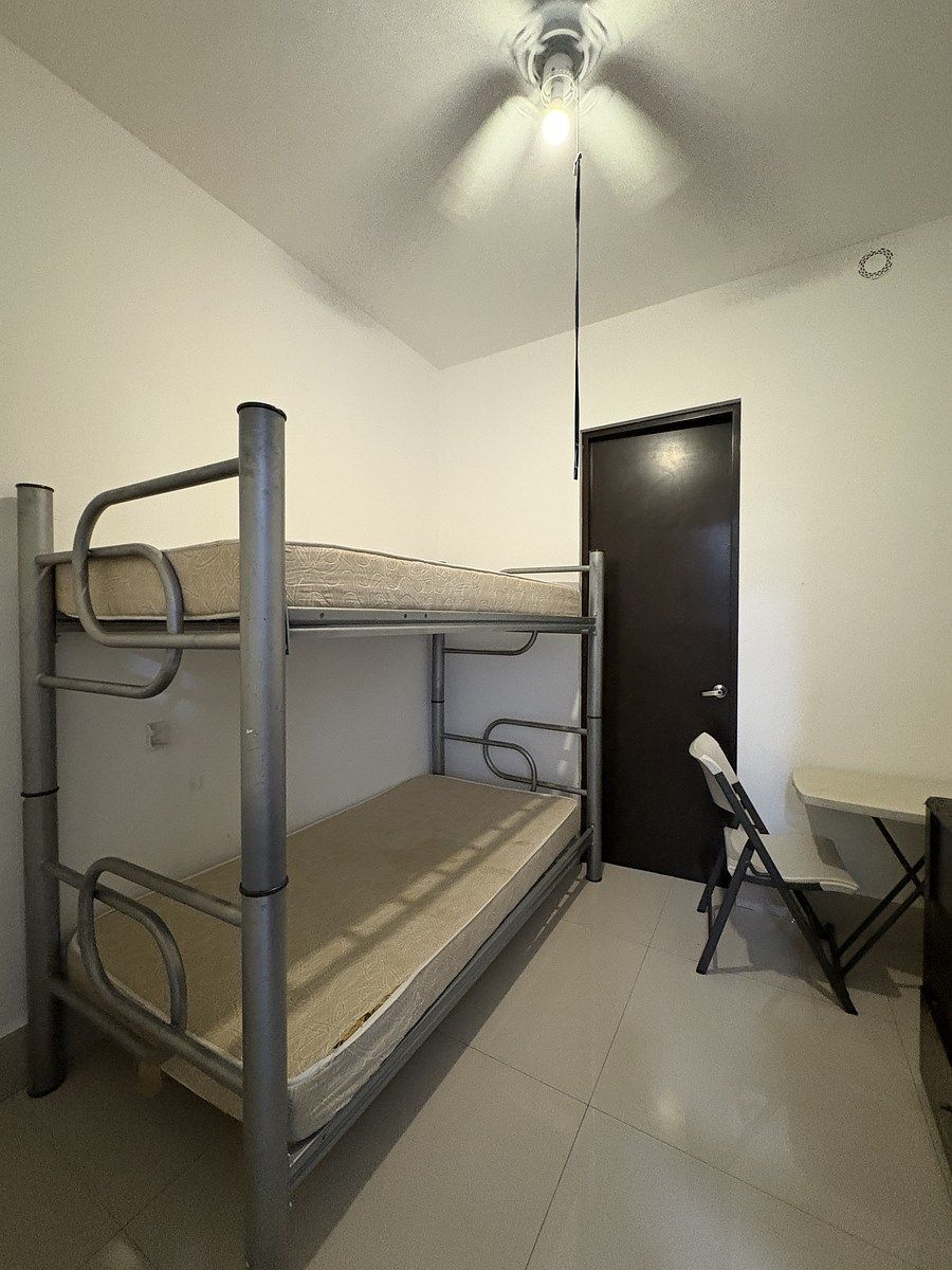 36 de 42: Cuarto de servicio