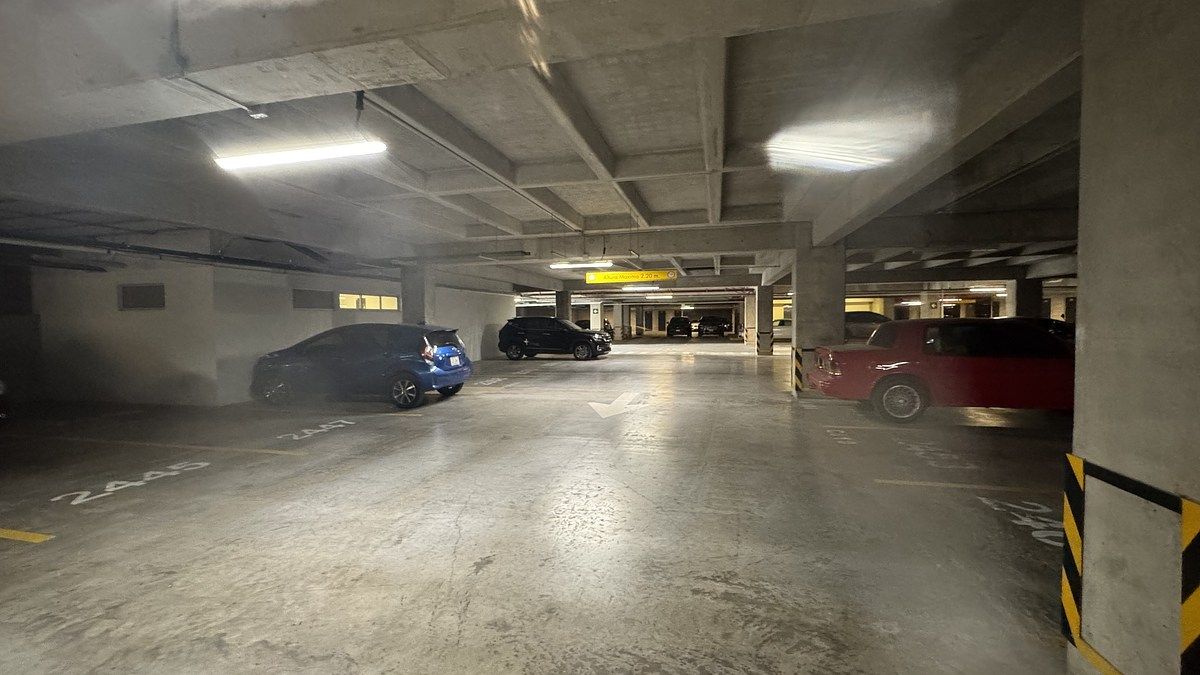 22 de 29: Estacionamiento