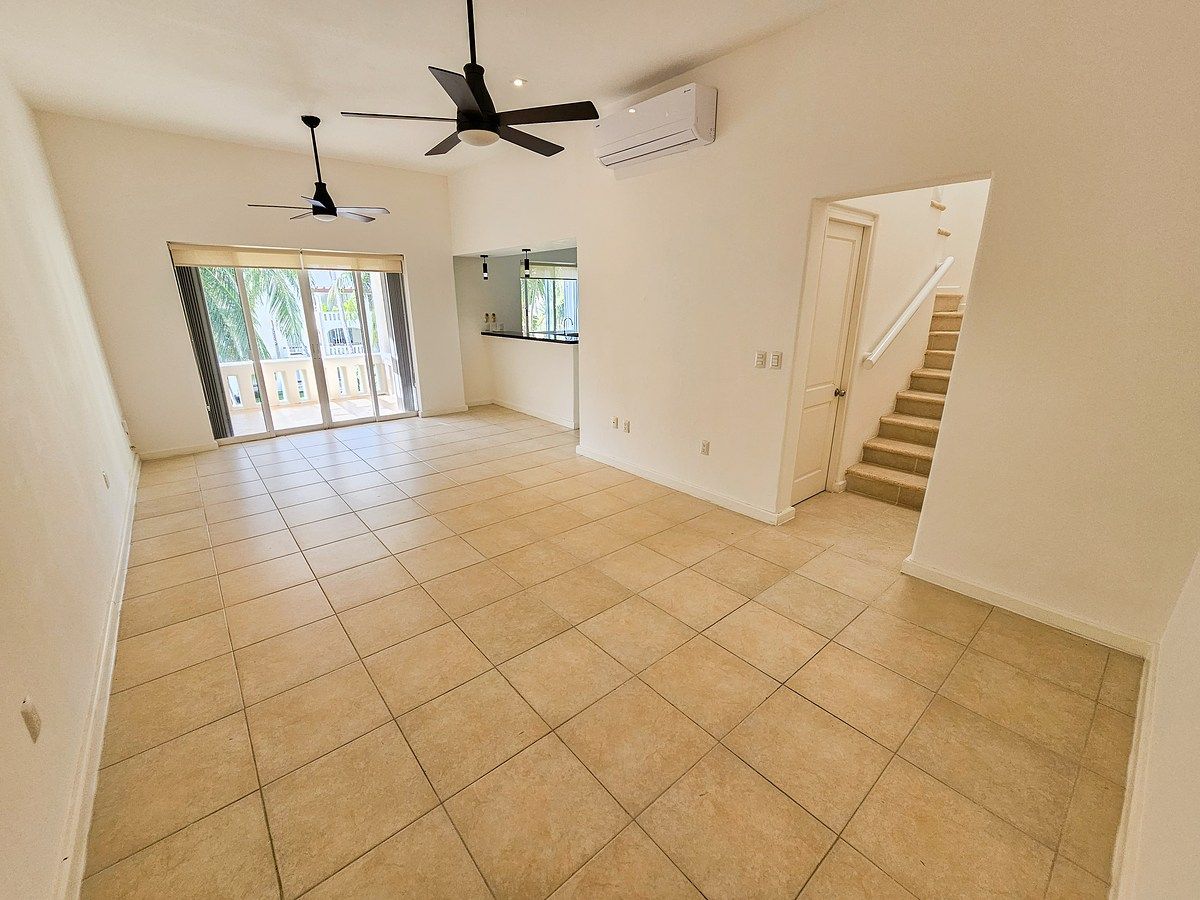 1 de 20: Sala comedor