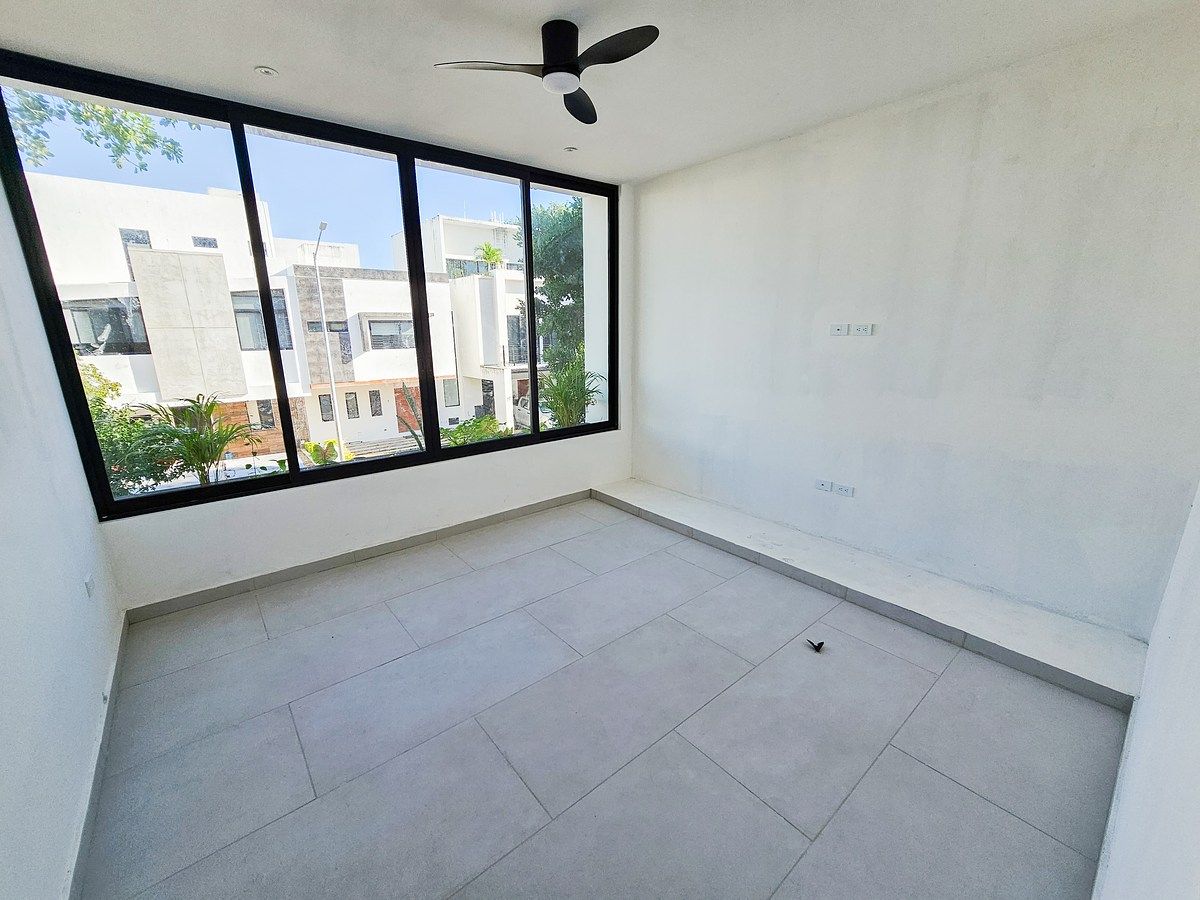 10 de 12: Recámara 2