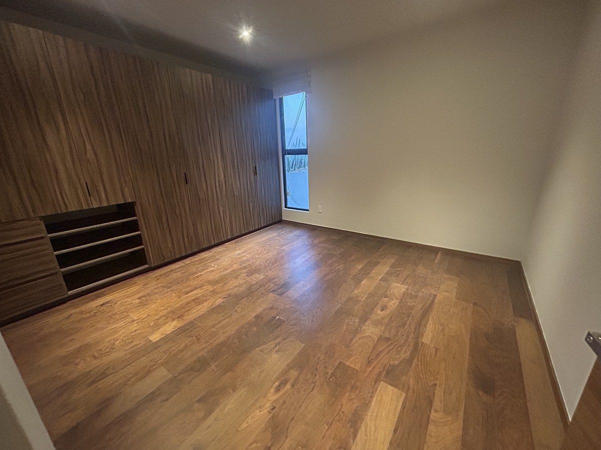 22 de 35: Habitación secundaria