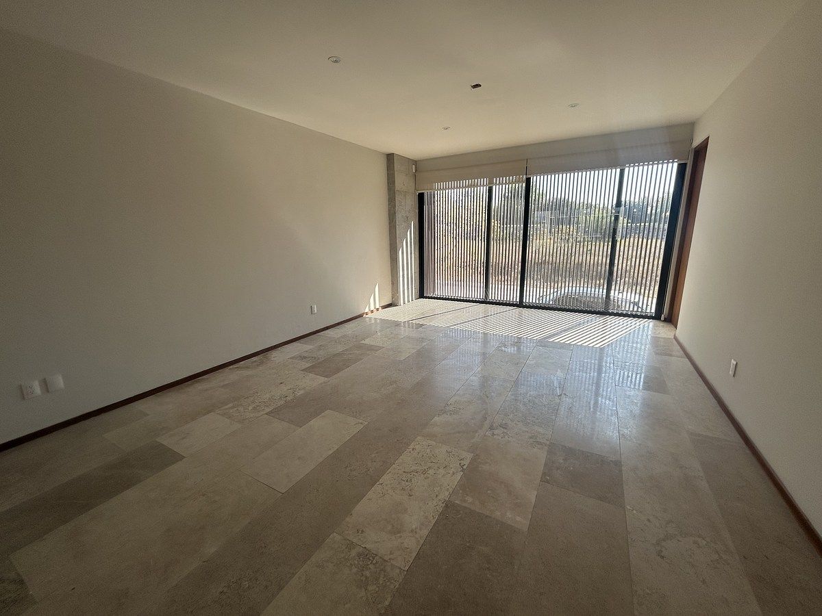 14 de 35: Sala-comedor integrados