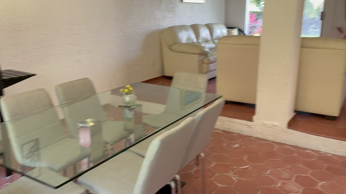 4 de 21: Comedor y sala