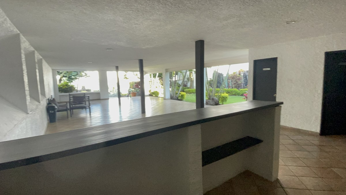 16 de 21: Salón de usos multiples