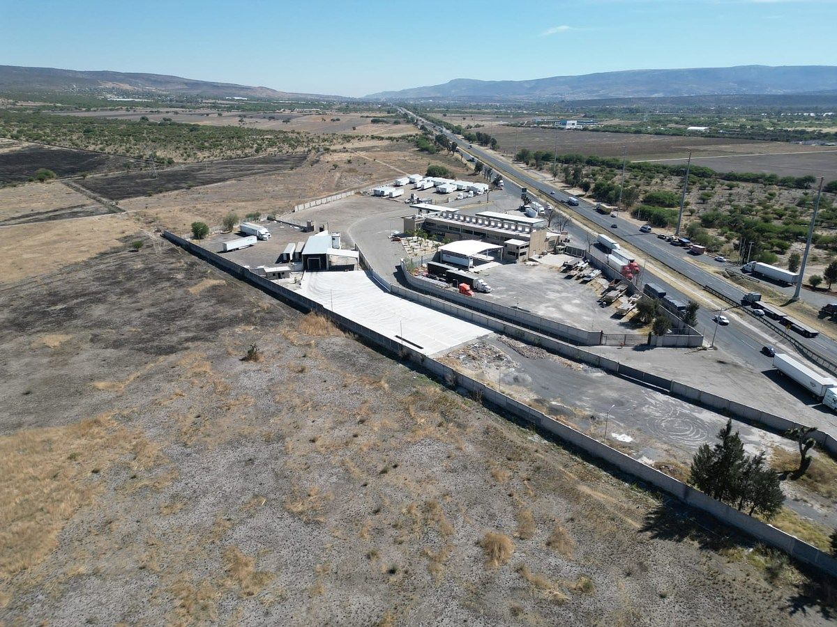 Lote comercial em Santa Rosa de Jauregui, Querétaro, foto 8 de 11