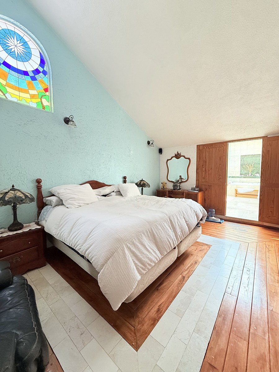 27 of 38: Recámara principal