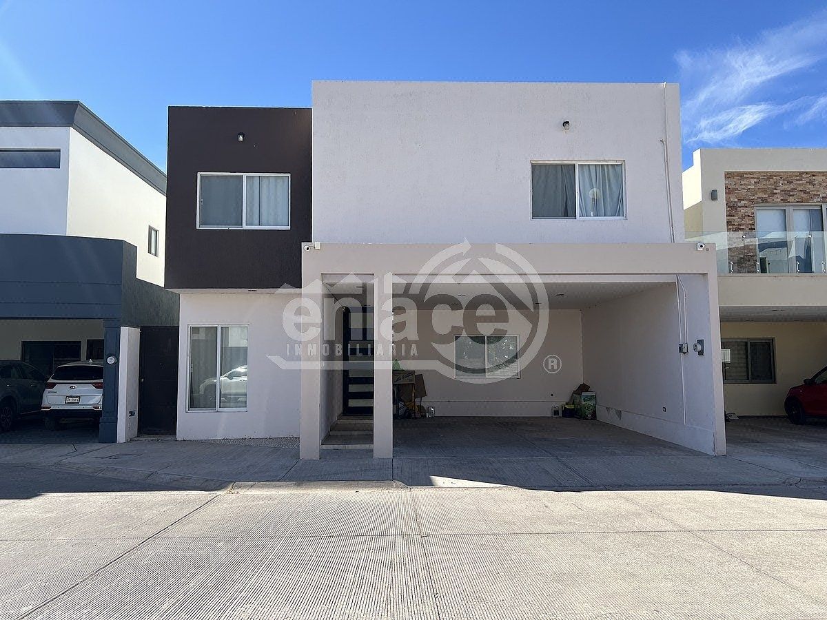 Casa en venta en Las Quintas