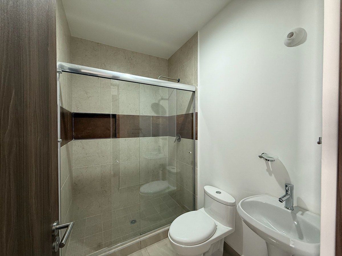 6 de 15: Baño general