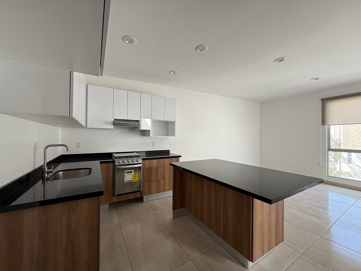 9 de 15: Cocina-isla/comedor