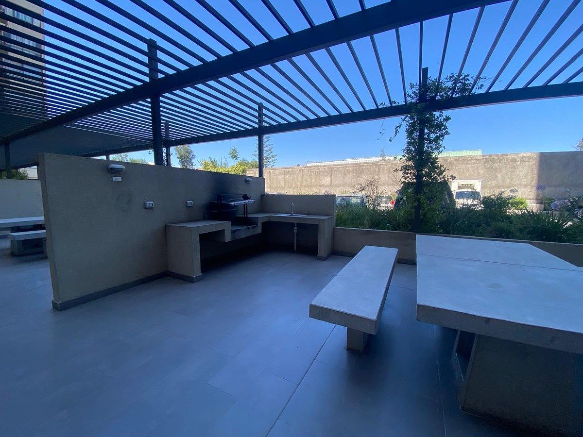 Arriendo depto 1d/1b, vistas despejadas, La Cisterna