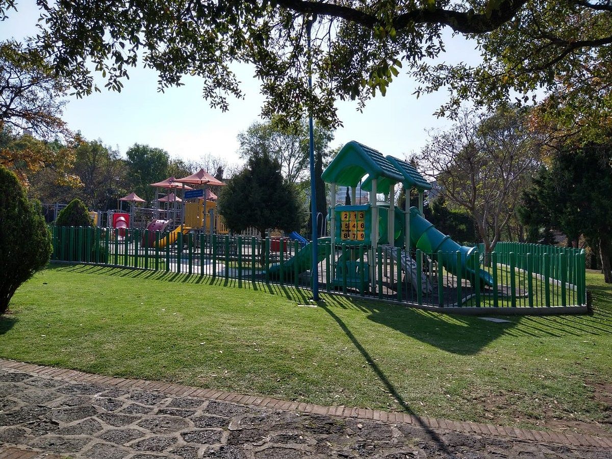 17 de 18: areas verdes en fraccionamiento